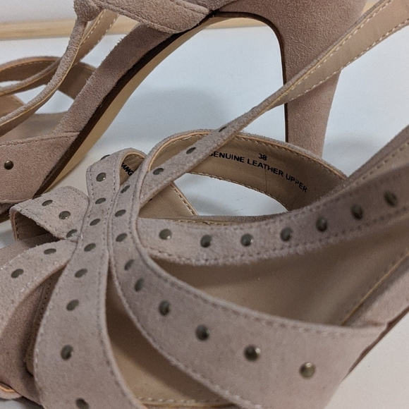 Town Shoes Blush/Nude Sandals - Picture 6 of 9